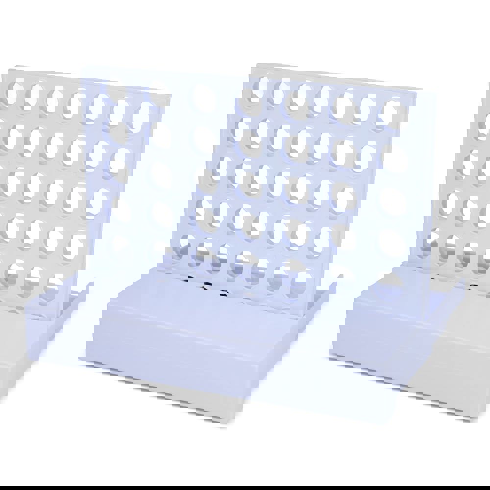 4 in a line game of recycled materials