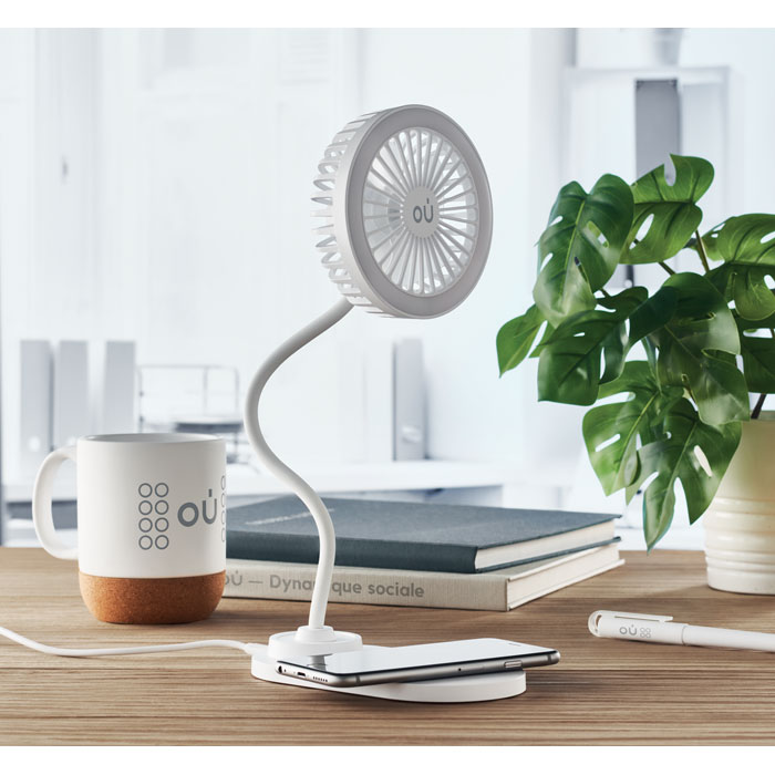 VIENTO - Desktop charger fan with light