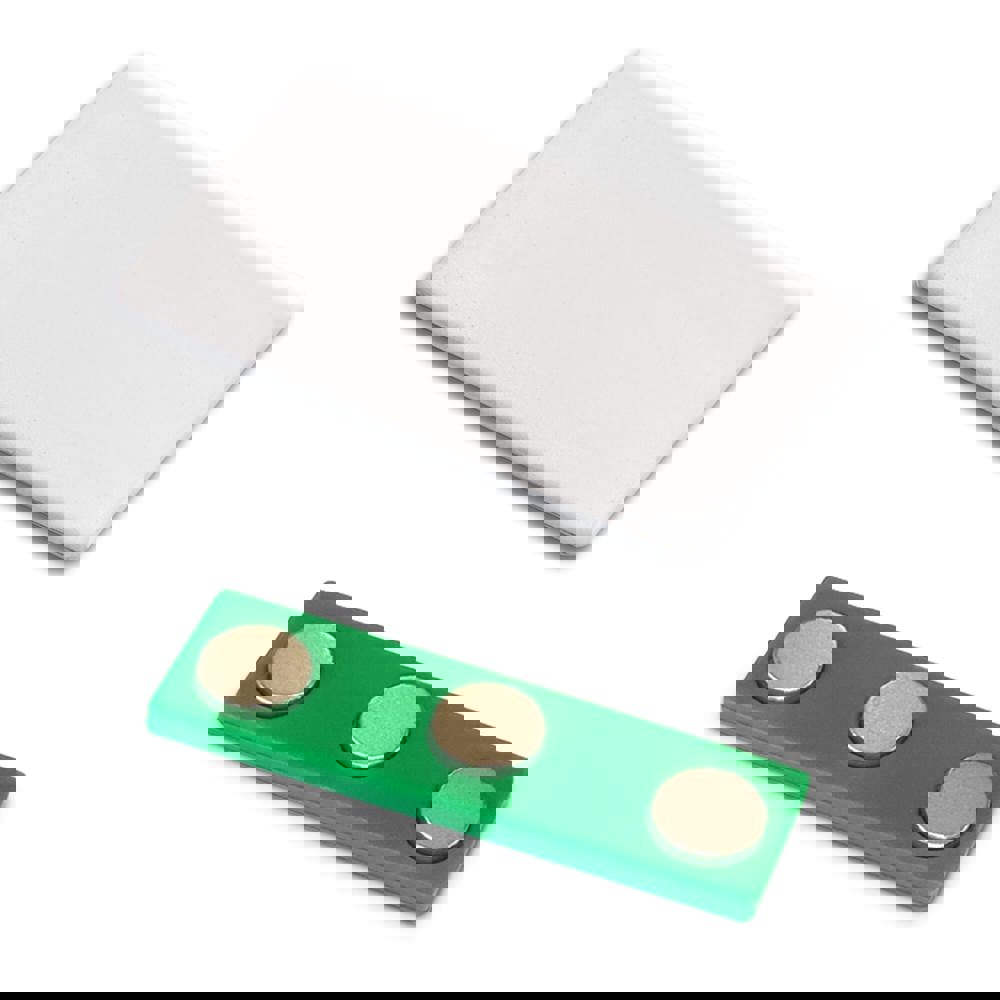 Name badge with doming 50x30mm