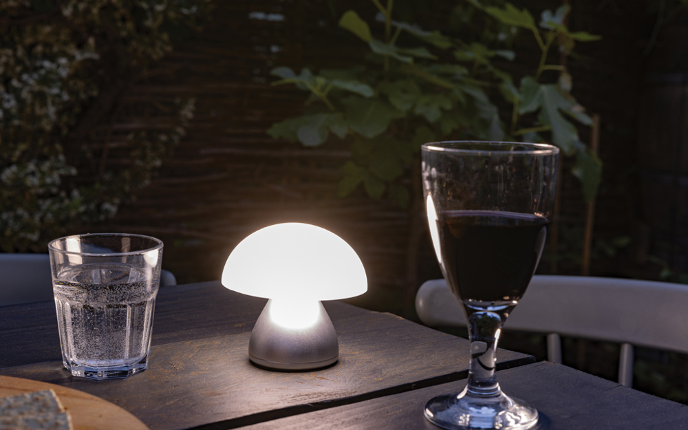 Luming RCS recycled plastic USB re-chargeable table lamp