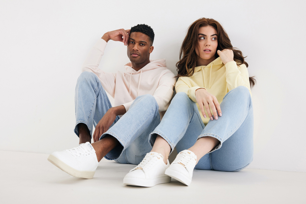 IQONIQ Rila lightweight recycled cotton hoodie