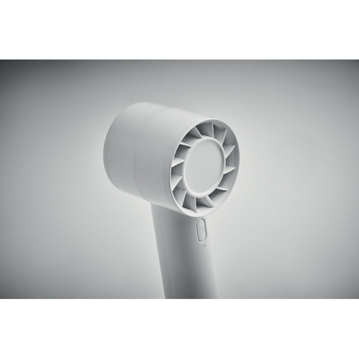 AIRE - Kleiner Ventilator 2000 mAh