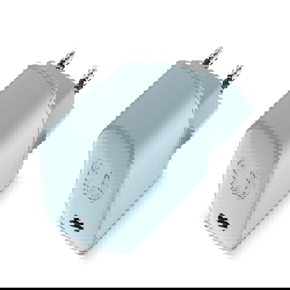 2WC20 I Fresh &amp; Rebel USB-C Mini Charger USB-C PD // 20W - Pastel Blue