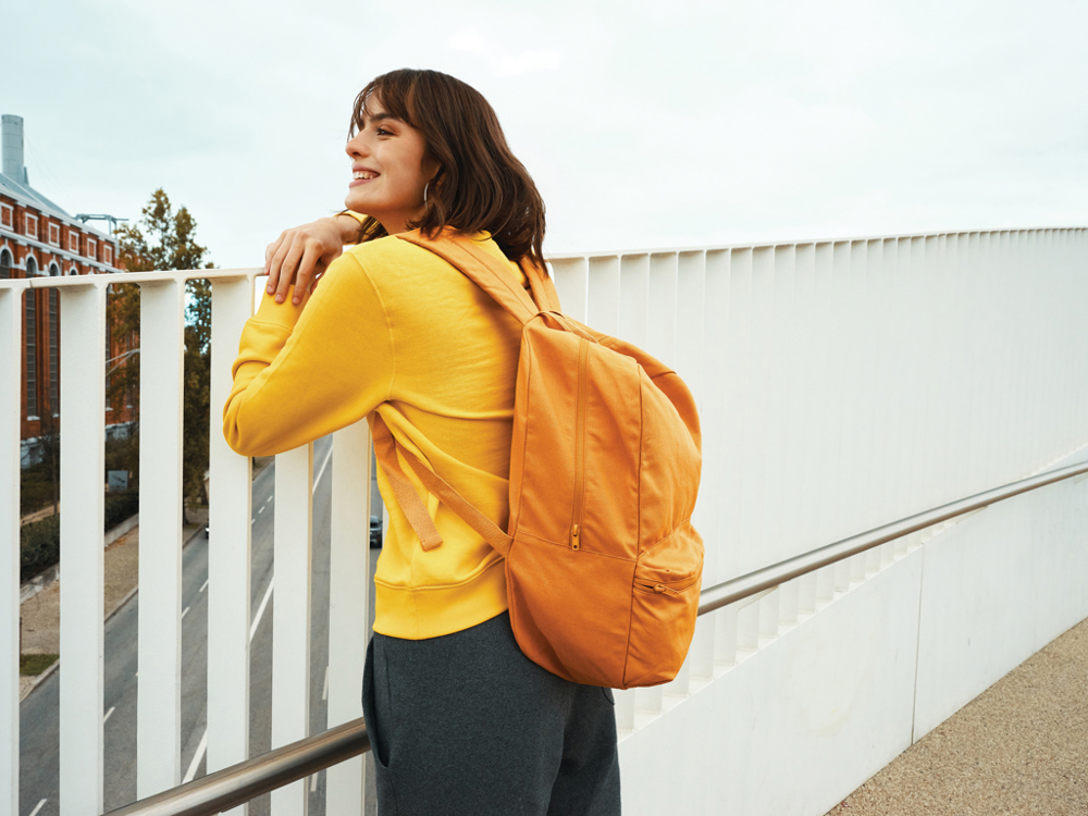 IQONIQ Etosha lightweight recycled cotton crew neck