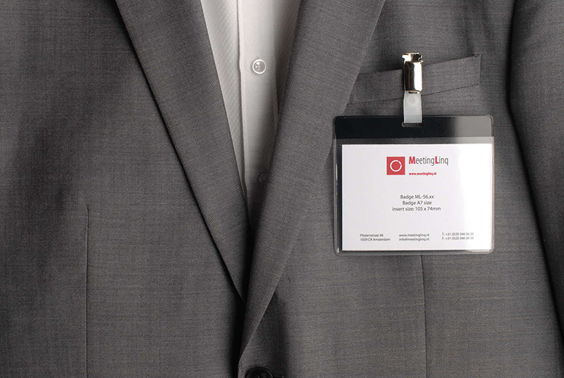 Badgehouder, A7 formaat met ZWARTE balk.