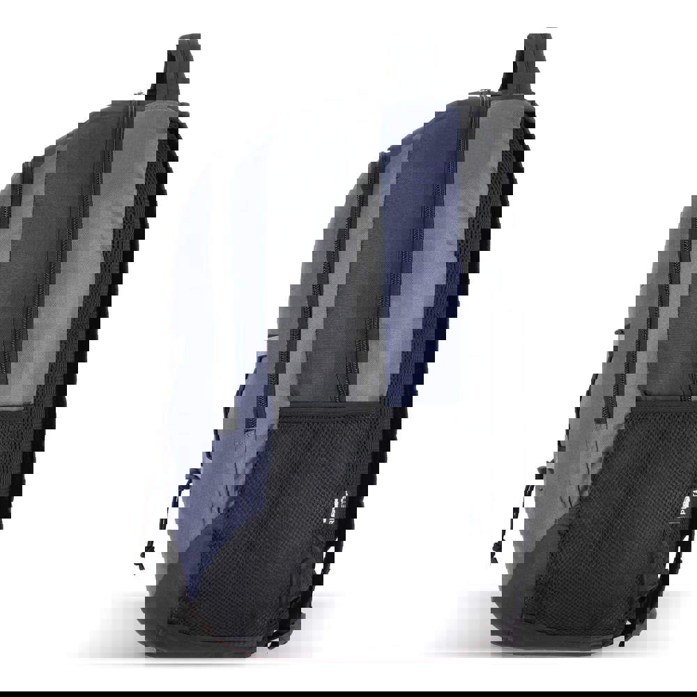 Backpack with drawcord detail R-PET 25L