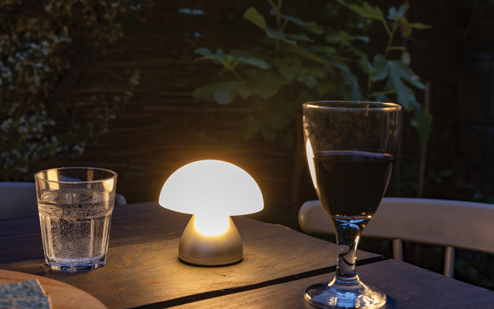 Luming RCS recycled plastic USB re-chargeable table lamp