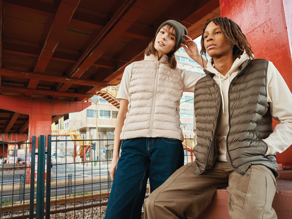 IQONIQ Torres ungefärbter Hoodie aus recycelter Baumwolle