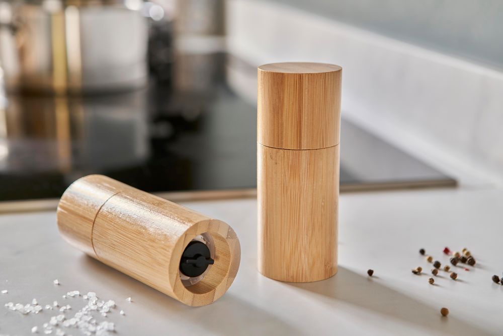 Bamboo salt and pepper mill Christine
