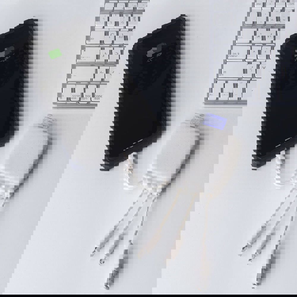 3192 | Xoopar Octopus Gamma 2 Powerbank with Bio Charging cable 3000mAh 