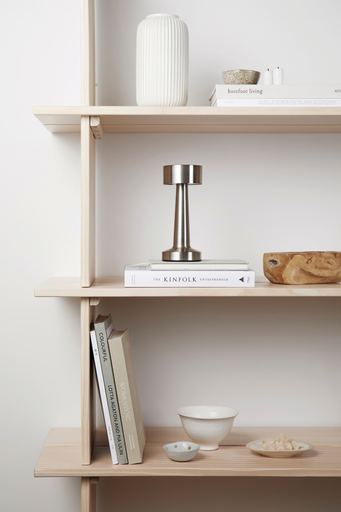 VINGA Maris RCS recycled ABS table lamp