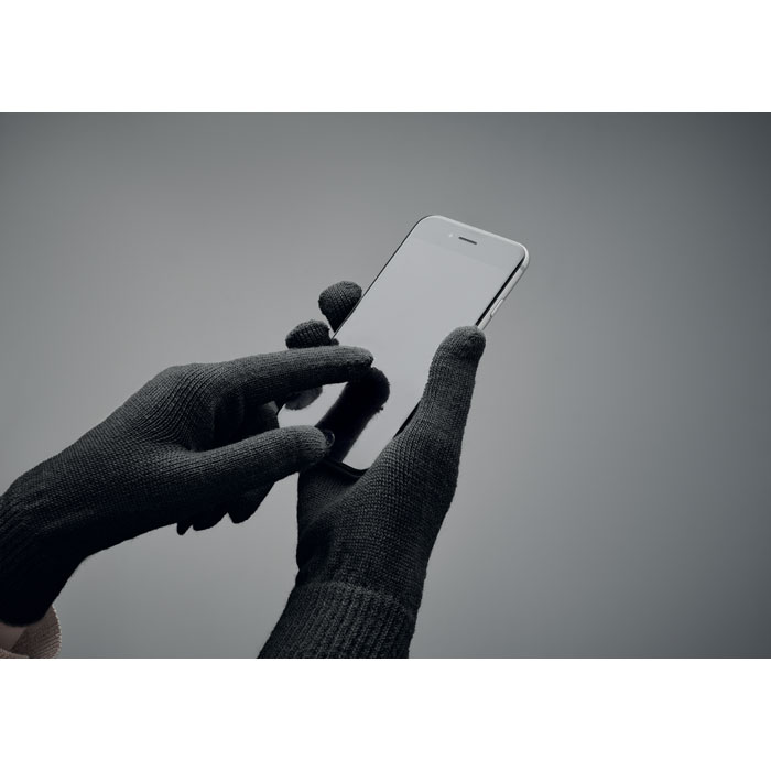 HANDNIT - Knitted gloves in RPET