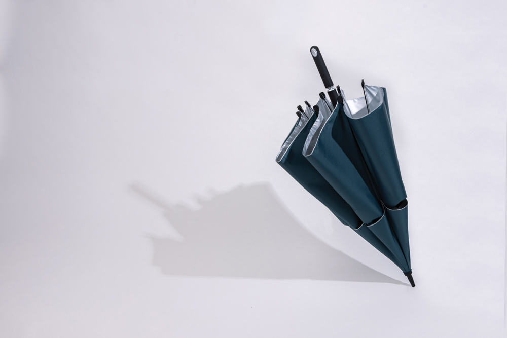 AWARE™ 27' Hurricane storm umbrella