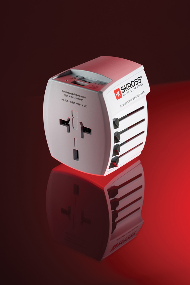 SKROSS World Travel Adapter MUV 2-pole with USB A and C